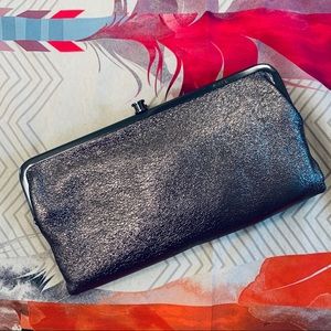 HOBO Lauren Clutch Wallet Metallic Silver